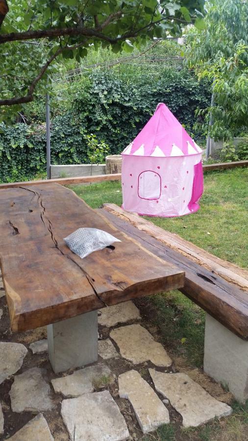 Guest House Ucha Mtsʼkhetʼa Εξωτερικό φωτογραφία